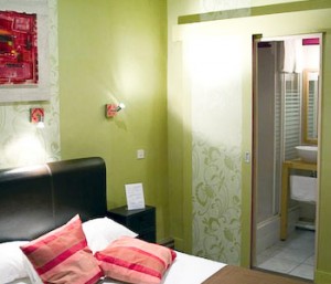 hotel-nimes-cote-patio