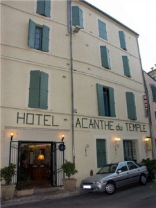 hotel-nimes-acanthe-temple